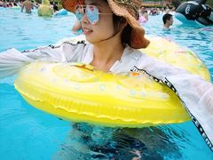-汤山欢乐水世界