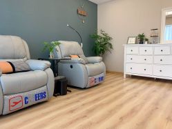 -爱小小美甲美学