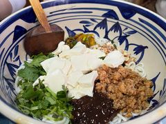 -蜗牛小馆醉乡民谣云南菜(惠新西里店)