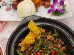 -堂瓦里·33年传统赣菜(第一街区店)