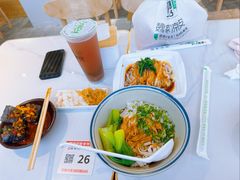 -湘人龙记老长沙米粉(华普国际大厦店)