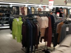 -ZARA(金安国际购物广场店)
