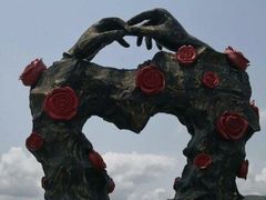 -亚龙湾国际玫瑰谷