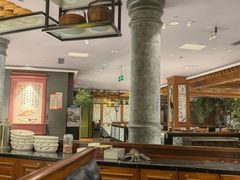 -八府香鸭·啫啫煲(华山路店)