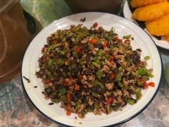 黑三剁-浩海火燒雲傣家菜(静安芮欧店)
