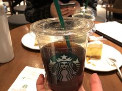 -星巴克(杭州西湖银泰1F店)