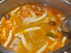 -喃喃椰·糟粕醋·椰子鸡火锅(七堡花园店)