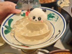 -刘姐啤酒鱼民族演艺餐厅(西街总店)