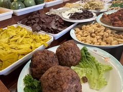 -虹海圣肉饼店家常菜馆