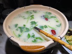 铁棍山药炖江团鱼-掌柜的店·河南菜(日月光店)