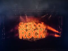 -交通银行前滩31演艺中心