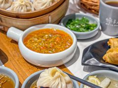 -馋三尺蟹粉小笼(人民广场店)