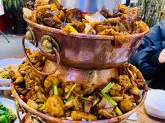 香辣牛肉蛙锅-老佛爷蛙锅•鲜蛙煲(麦凯乐店)