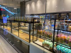 面包甜点陈列柜-拉那巴米 蛋糕定制(世纪东方广场店)