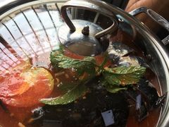-弘烨 贵州酸汤 鱼火锅(东财店)