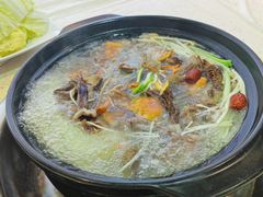 -九寨特色牦牛肉汤锅 羊肉汤锅