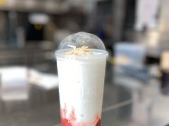 草莓波波椰-莓超疯(浦西万达店)