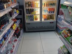 零售区-百年义利(甜水园东里店)