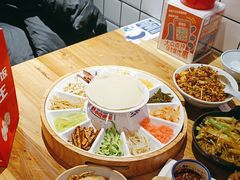 -怪噜范·老贵阳街头名小吃(汇金星力城店)