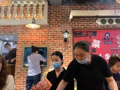 -炉小二铜锅牛蛙•川湘菜(三里屯店)