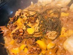 锅贴-三里屯土灶炖公鸡地锅鸡(江东店)