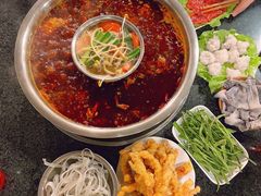 -邓莽子老火锅(中兴路总店)