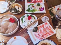 -佬土鹅肠火锅(解放路店)