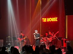 -TZ House音乐现场(来福士中心店)