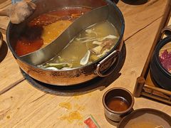 -黔诚多彩火锅(甲秀楼店)