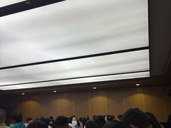 -上海跨国采购会展中心