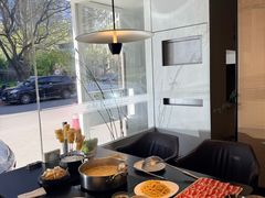 -鲜入唯煮·港式海鲜牛肉火锅(金宝街店)