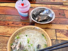 -正宗李家土鸡米线店