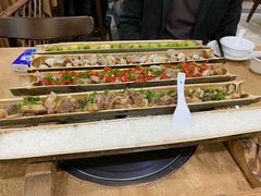-胡须哥网红竹筒菜