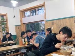 大堂-郭记豌豆鲜粉