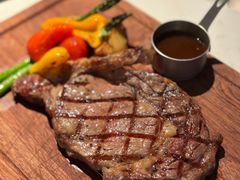 -Oasis Bar & Grill
