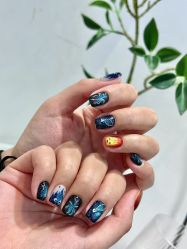 -手牵手美甲