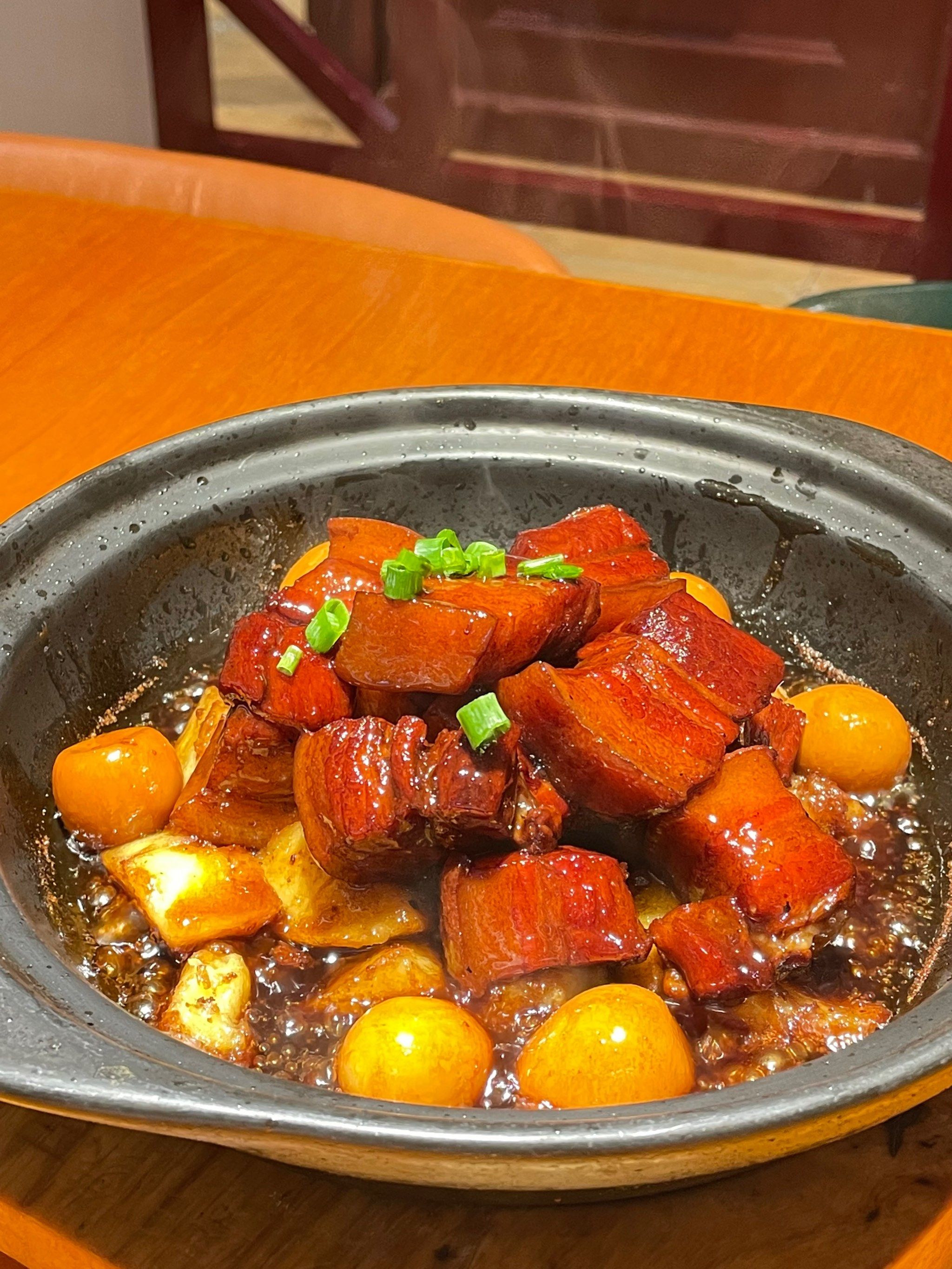 一口酥烂红烧肉的幸福