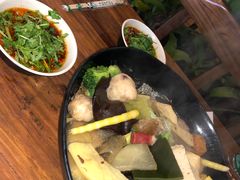 -万记麻辣烫国展总店