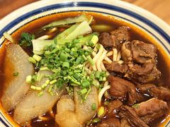-醉牛腩·面小馆