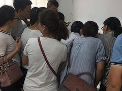 -大连何氏眼科医院