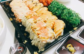 Fried Shrimp and Salmon Roll