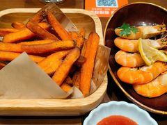 -8PINTS八品脱·日料·烧鸟·精酿小酒馆(莘庄店)