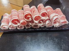 -果松木炭酸菜铜火锅·外婆参鸡汤