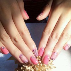 -EMILY艾枚莉美甲美睫·美颜·现磨咖啡