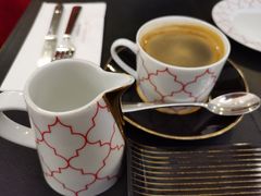 -Salon de The de Joel Robuchon(外滩18号店)