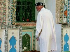 -艾提尕尔清真寺