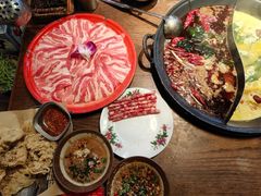 -萍姐火锅·公路夜市(武汉首店)