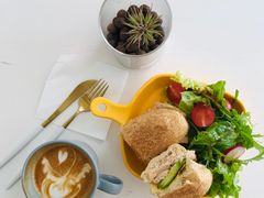白咖啡-五进制 Coffee Shop