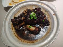 -老码头黑皮肘子锅包肉(文政街店)
