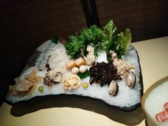 -余欢领鲜火锅(新街口店)